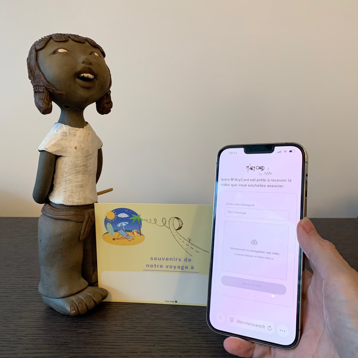 Carte Voyage M’AryCard avec video - NFC - design souvenir de notre voyage